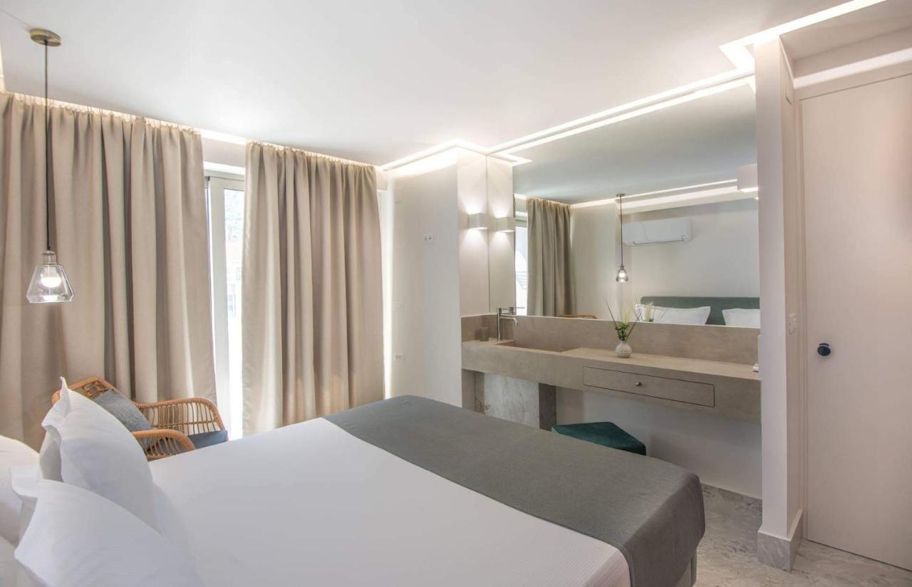 Nama Sea Side Suites Plaka  Экстерьер фото